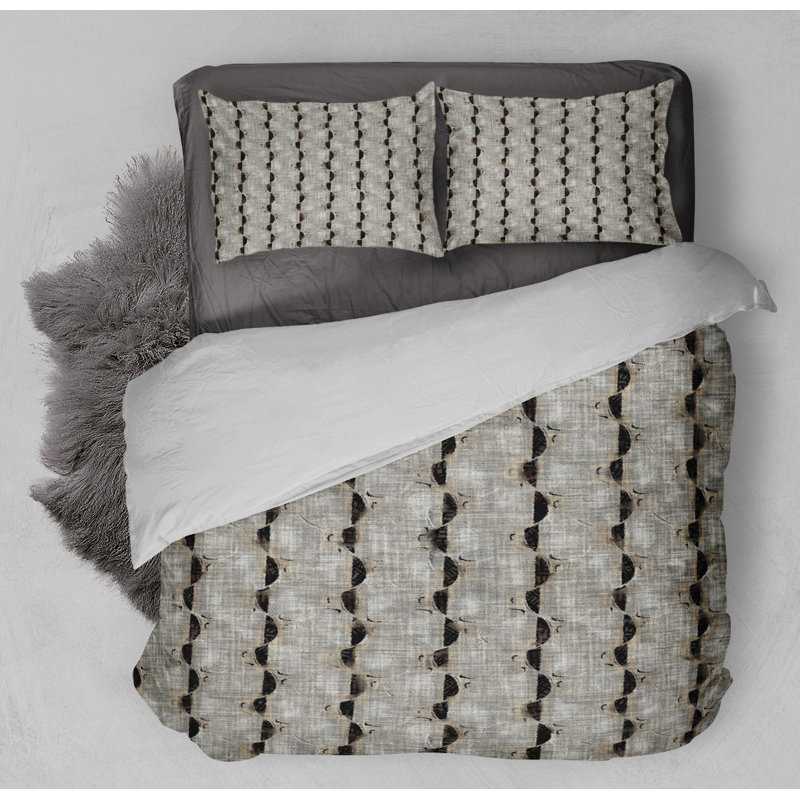 Polyester Channel Striped Comforter, Twin Comforter + 1 Standard Pillowcase