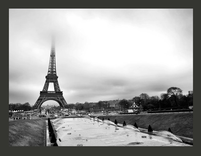 Paris: Eiffel Tower 309cm x 400cm Wallpaper, 250 cm x 193 cm
