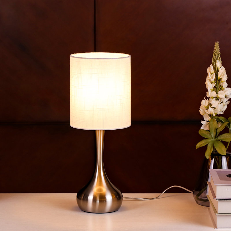  Lampe de table moderne 17,3 po avec abat-jour en tissu blanc et base en métal chromé, douille E26