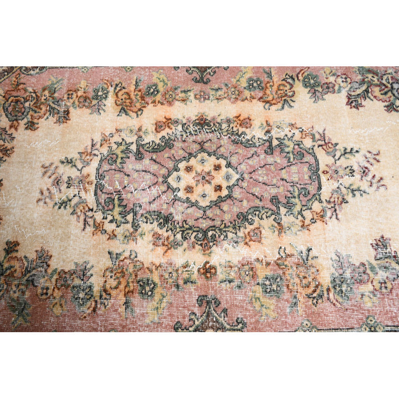Tapis turc rétro à motif floral idéal pour décorer le salon et la salle à manger