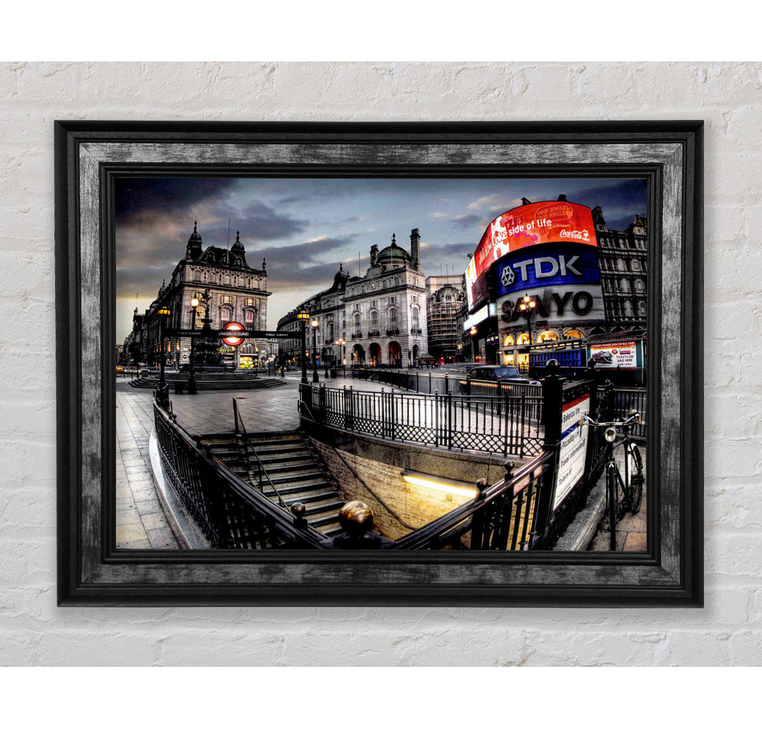 Piccadilly Circus London im Winter - Einzelne Bilderrahmen Kunstdrucke