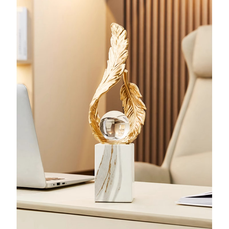 Laderek Figurines & Sculptures, White/Gold