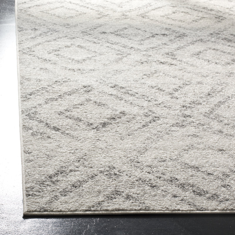 Muniz Performance Geometric Rug, Rectangle 8' x 10'