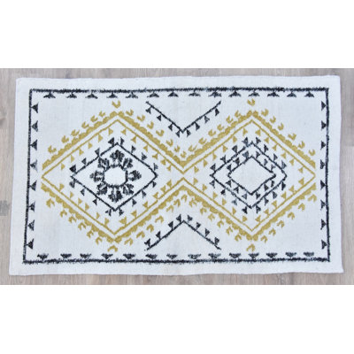Lianna Southwestern Indoor Rug