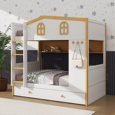 Lit superposé conçu pour la maison avec lit gigogne et tablettes de rangement, cadre de lit superposé en bois avec garde-corps et échelle en forme de maison