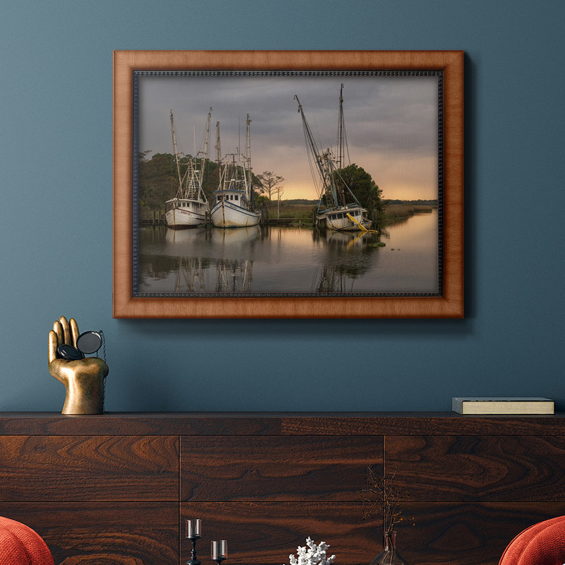 Toile encadrée de qualité supérieure Trawler - prête à être accrochée, H 16 po x l 20 po x P 2,5 po