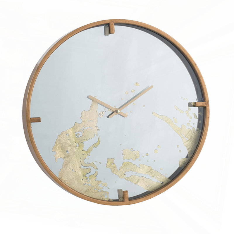Minimalist Mirrored Clock