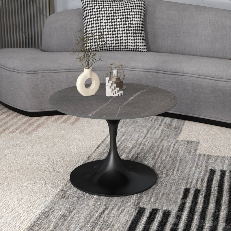 Table basse ronde de 27 po avec plateau en pierre frittée et piédestal en acier inoxydable, collection Rorey, Gris