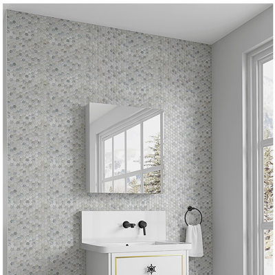 Armoire à pharmacie avec miroir à bords biseautés et porte à ouverture sur le côté avec l 24 po x H 26 po