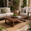 Table basse rustique en bois avec lattes et pieds de traîneau pour les rassemblements extérieurs-410292751