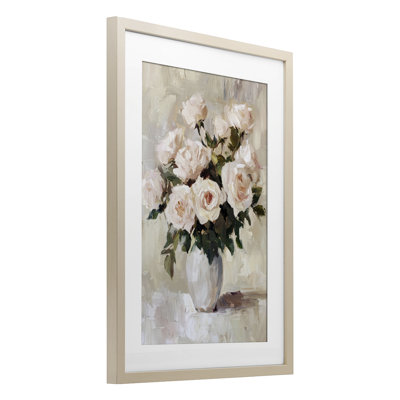 «Peachy Roses in Flower Vase», reproduction encadrée sous verre, par Petal Prints Design