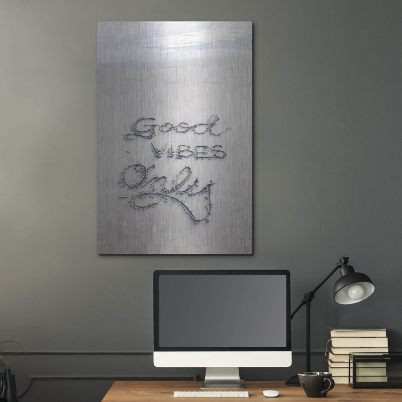 Art mural en métal Beachcrest Home ™ «Only Good Vibes» par Incado, H 36 po x l 24 po