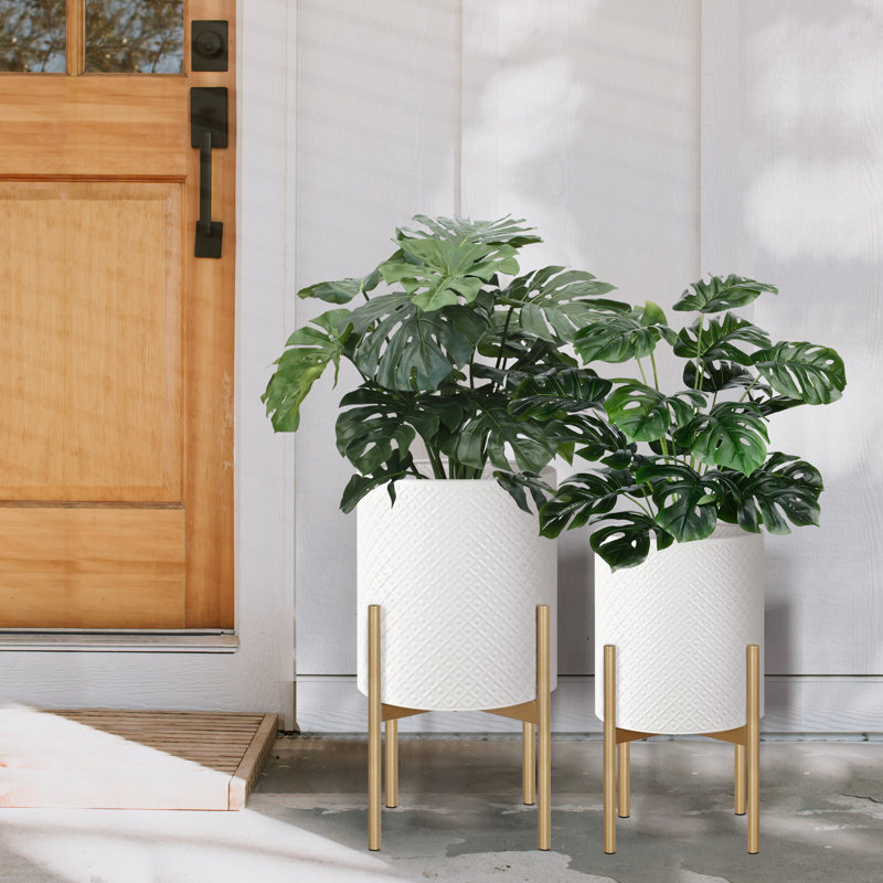 Katelynd Handmade Metal Pot Planter