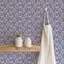 Thorn & Blossom - Papier peint floral indigo violet