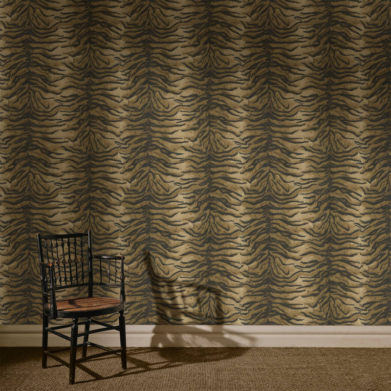 CASPIAN Wallpaper - Umber 9'10" - full height wallpaper