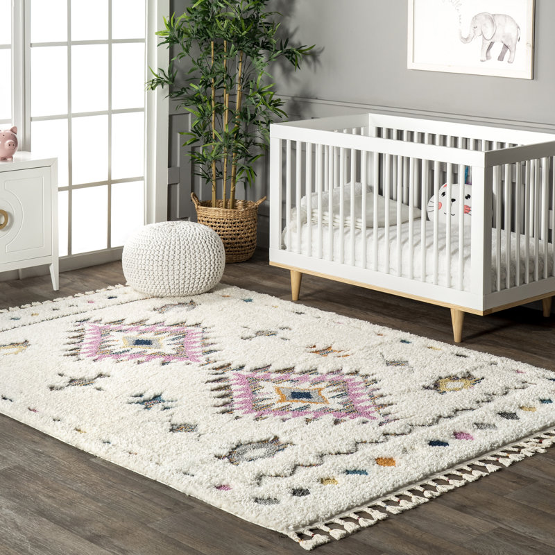 Tapis ivoire Higginson, Rectangle 5 pi 3 po x 8 pi 2 po
