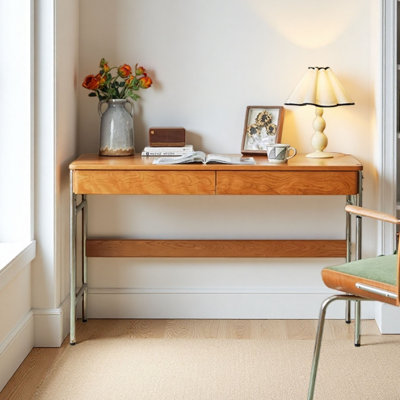 Petit bureau de travail en bois de cerisier massif