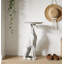Table d'appoint moderne avec plateau décoratif