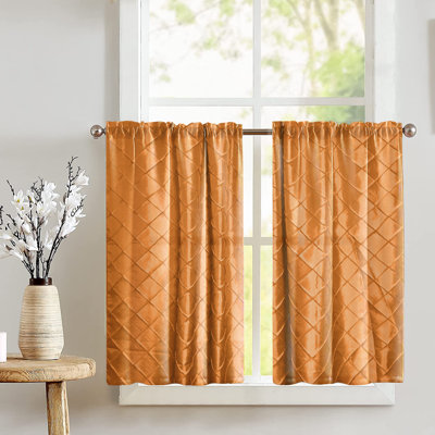 Geometric Tailored Cafe Curtain