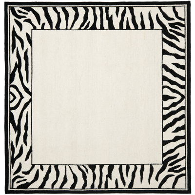 Callula Hand Hooked Wool Pile Animal Print Rug