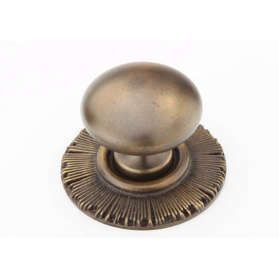 Schaub Sunburst 1-1/4" Round Cabinet Knob
