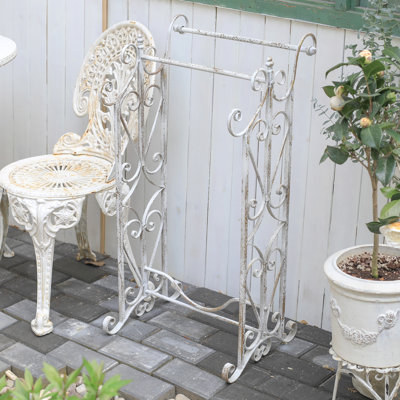 Porte-serviettes sur pied 18,9 po