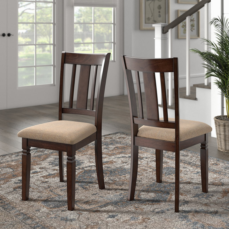 Chaise en bois massif Anirudha