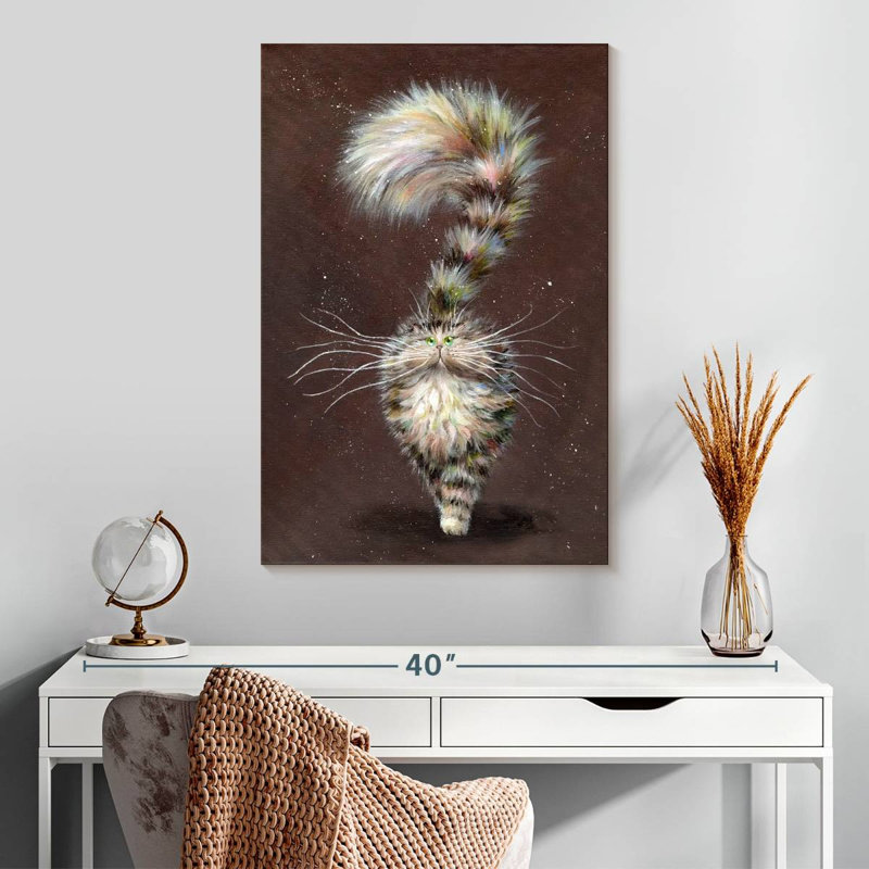 Brampt Tabbie, 30" H x 20" W