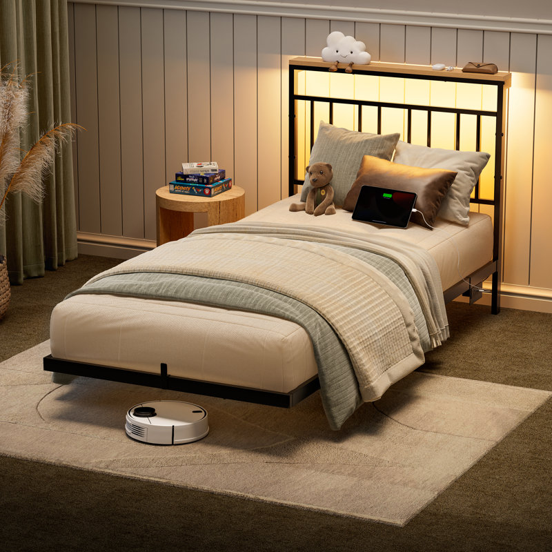 Manufactured Wood, Metal Shelves Bed, Twin