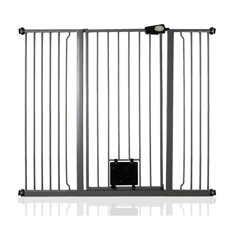 Geordie Metal Pressure Mounted Pet Gate, 126.7 - 134.3cm