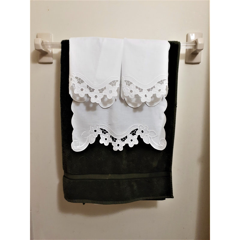 Débarbouillette brodée 100% coton Cherry Blossoms