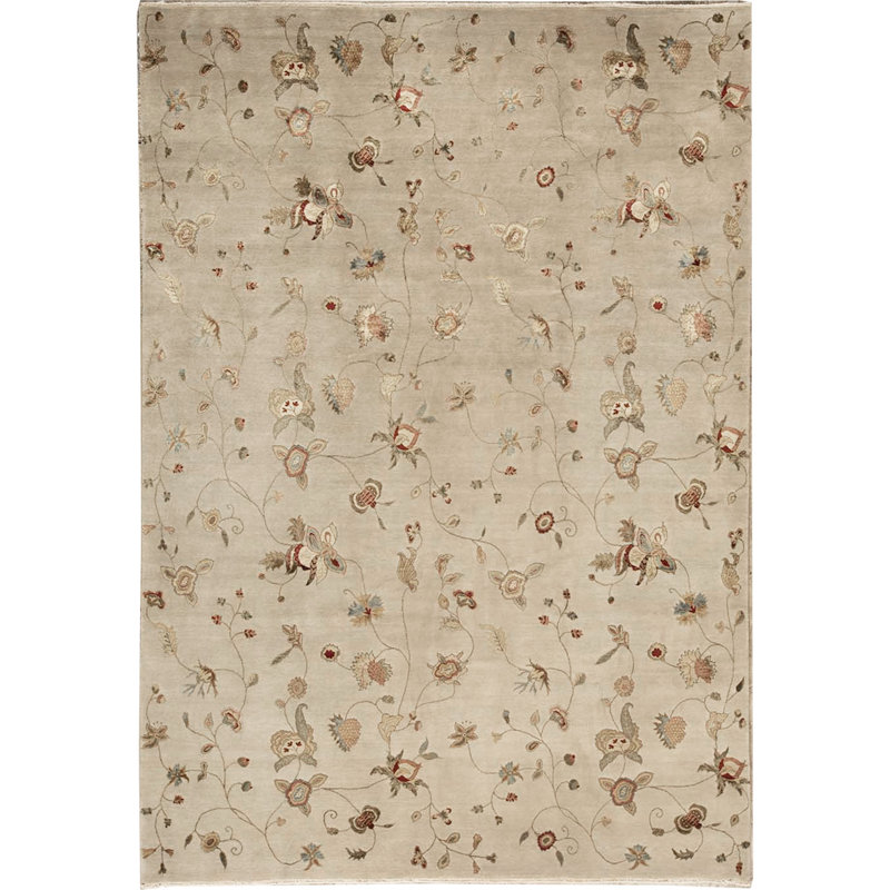 Floral Area Rug in Ivory