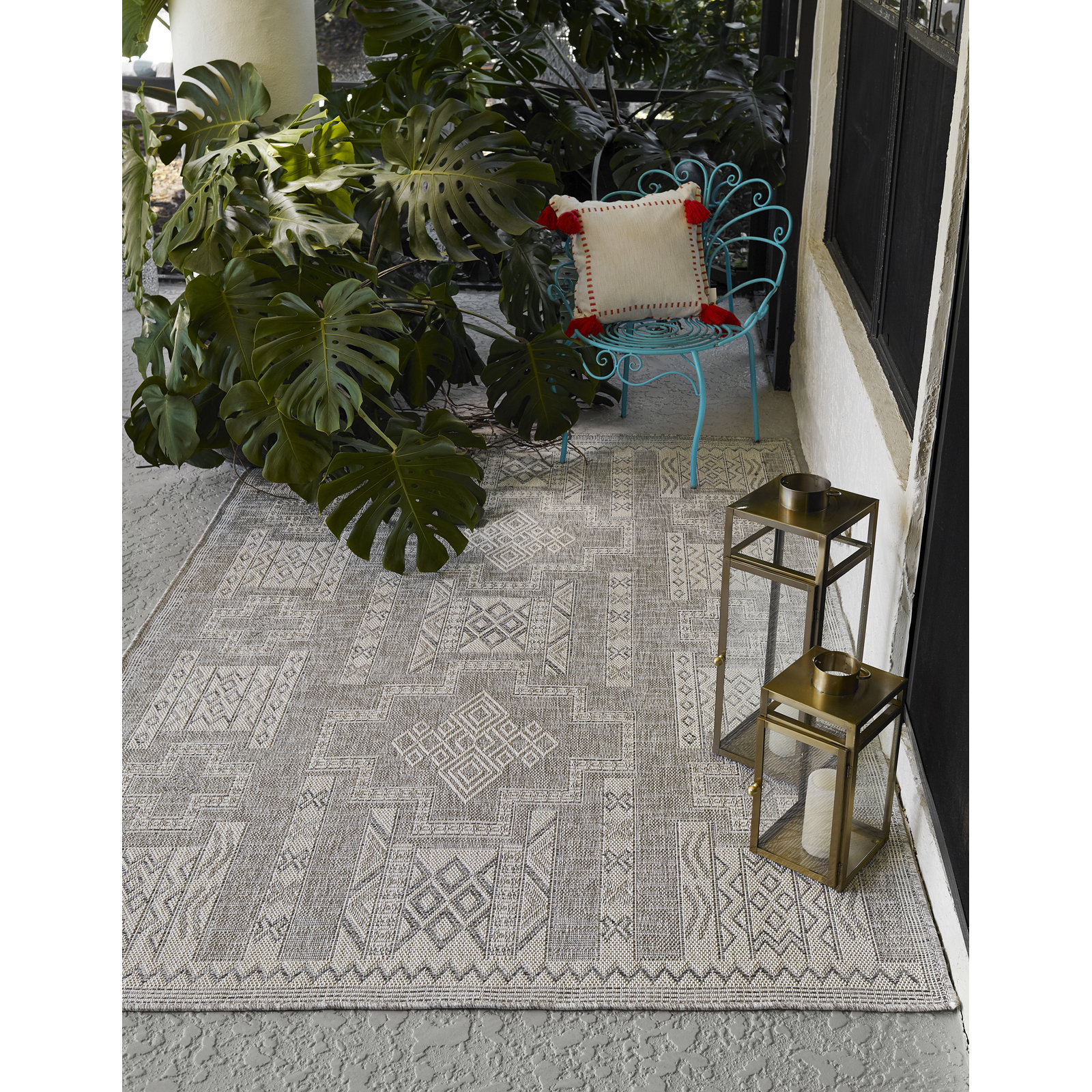 Pavia Gray Indoor/Outdoor Rug, Rectangle 6'6" x 9'