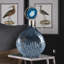 Vase en verre bleu