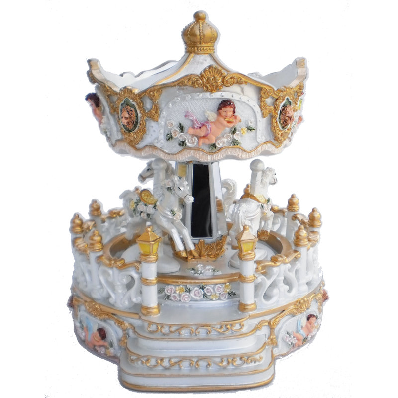 Carrousel avec porche se transformant en une célèbre figurine mélodique