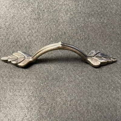 3" Windsor Leaf pull Antique pewter