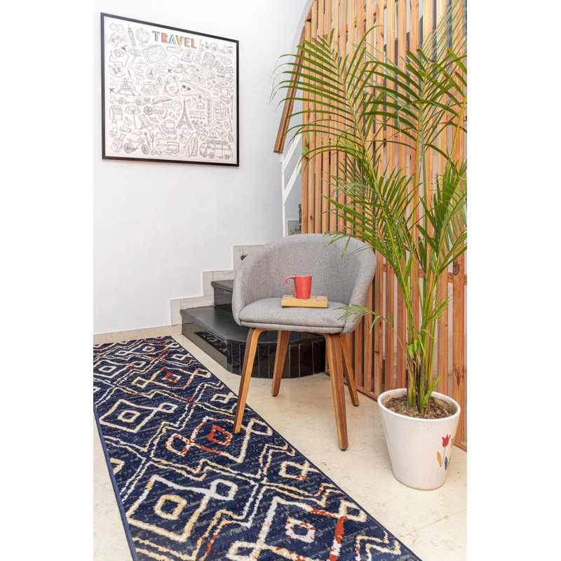 Mcnelly Geometric Indoor Rug, Runner 2' x 8'
