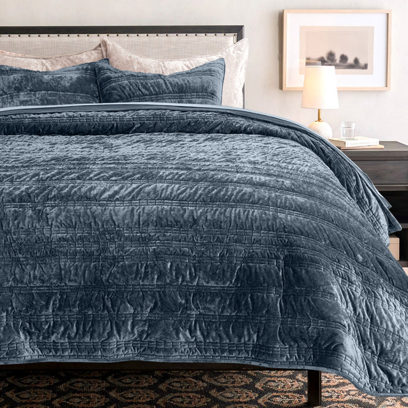 Ruched Crushed Velvet Quilt Set, Queen Quilt  + 2 Queen Shams, Stormy Blue