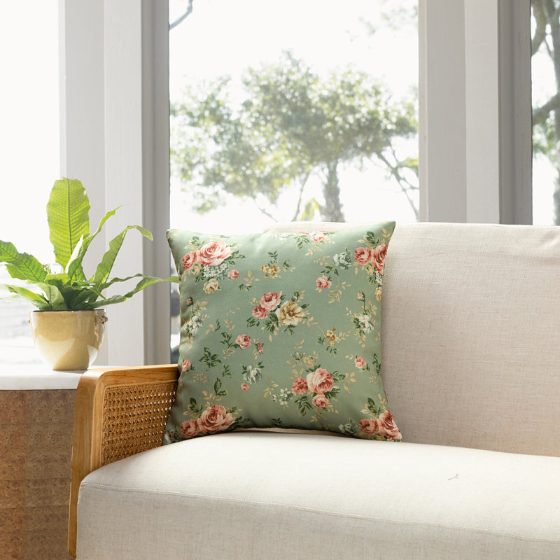 Ensemble de 2 coussins Florence, Motif floral vert, H 22 po x l 22 po, Housse de coussin seulement - sans coussin