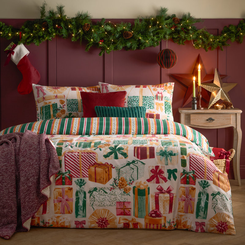 All Wrapped Up Cotton Blend Machine Printed Sheet Set, Super King Duvet Cover + 2 King Pillowcases