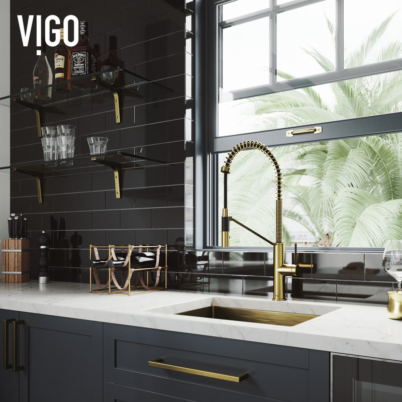 Livingston 24" H 1-handle DockLock™ Pull-Down 2-Function Sprayer Kitchen Faucet, Matte Brushed Gold