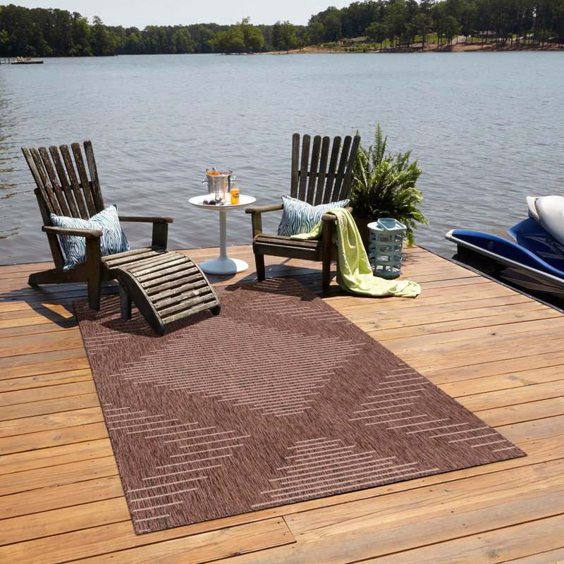Tapis en polypropylène tissé à la machine en brun / ivoire Wallington, Rectangle 9 pi 10 po x 13 pi