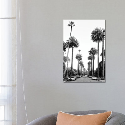 «Black California Series - Los Angeles Palm Alley» par Philippe Hugonnard - reproduction de photo sur toile tendue