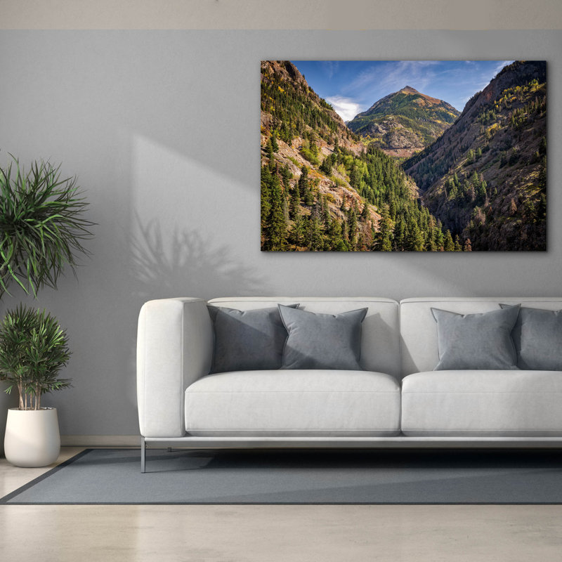 Toile épique Graffiti «Abrams Mountain» par Rick Berk, 60 po x 40 po