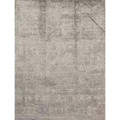 Neo Villa Floral Area Rug in Dark Gray