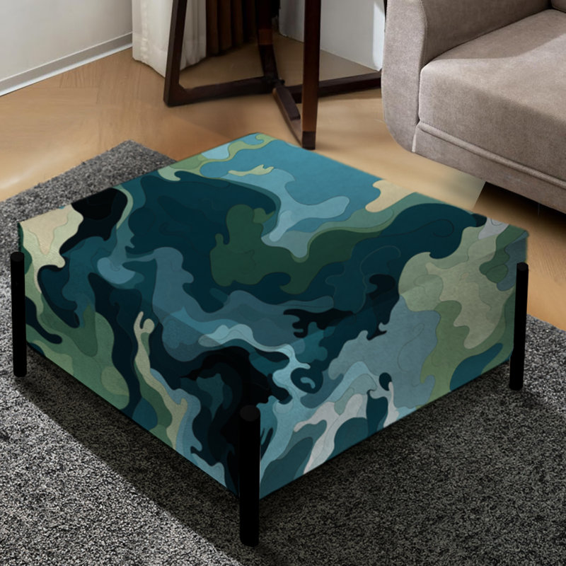 Motifs nomades - grand repose-pieds carré camouflage