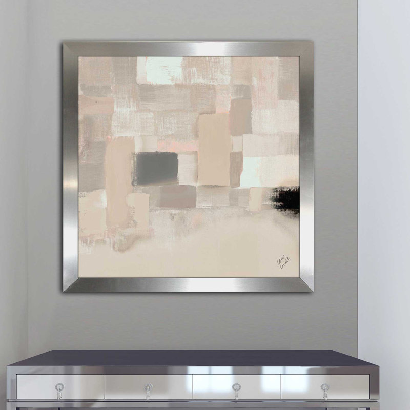 «Cream Voluminous I» par Lanie Loreth, reproduction sur toile, H 31,5 po x l 31,5 po x P 1 po, Encadrement argenté