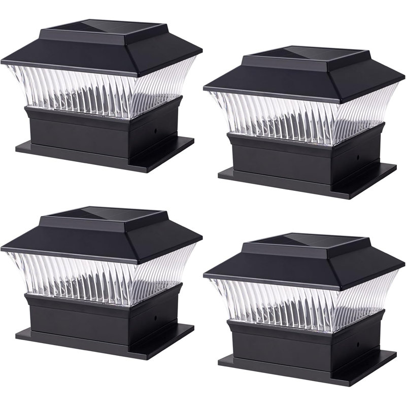 Paquet de 4 lumières de poteau solaire pour l'extérieur, lumière solaire à DEL pour patio, clôture de jardin pour poteaux en bois 4 x 4, lampe de paysage (noir)
