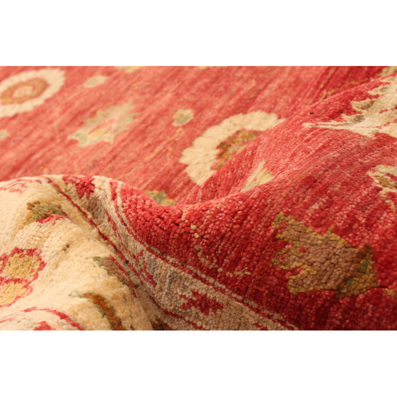 Tapis rouge Owain Finest 4 pi 9 po x 7 pi 5 po