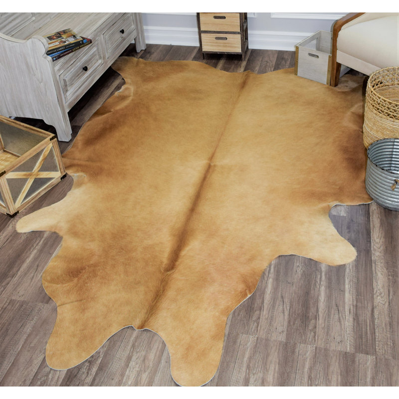 Charlize Cowhide Animal Print Indoor Rug, Novelty 6' x 8'